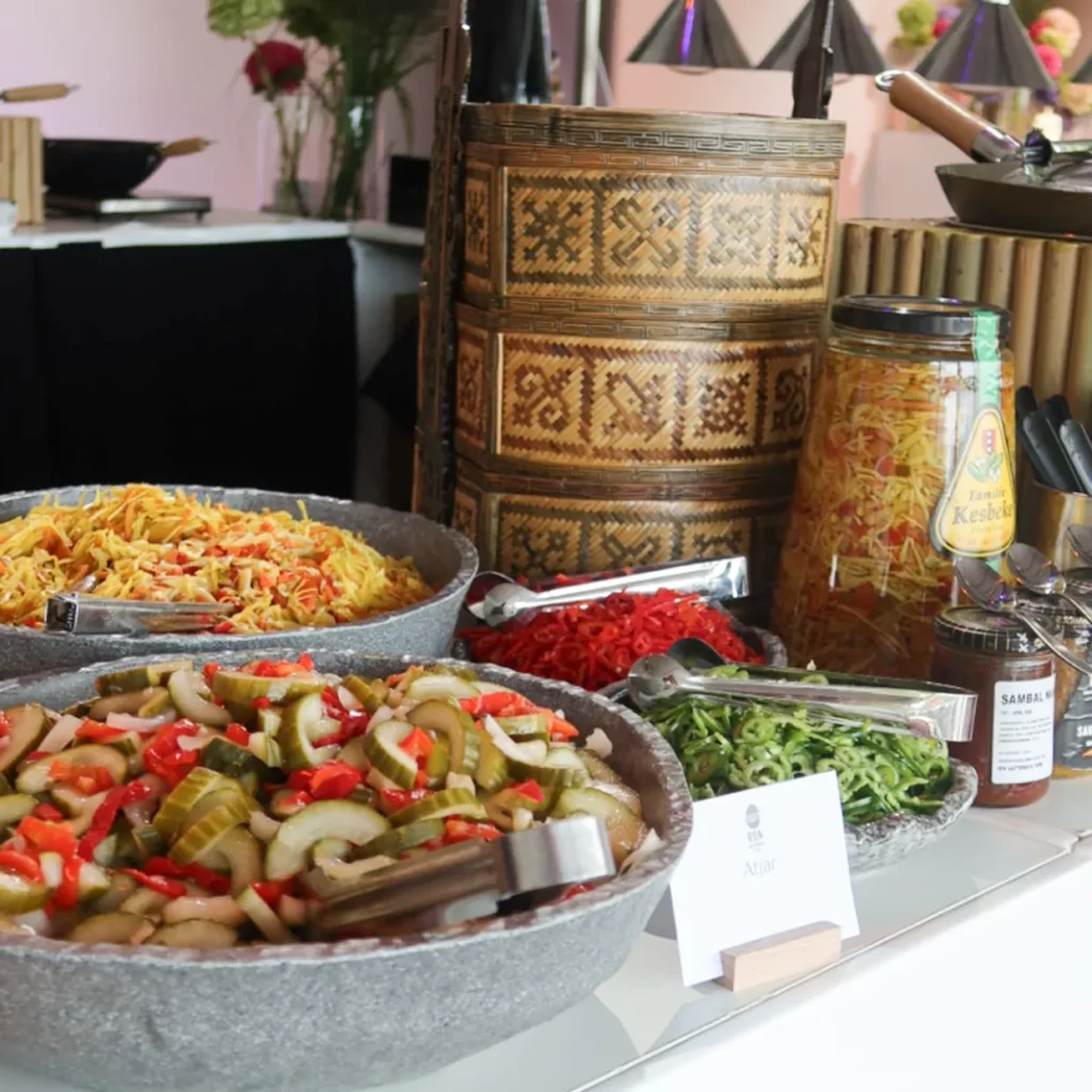 Essense x Ron Gastrobar Indonesia On Tour - Indonesisch buffet